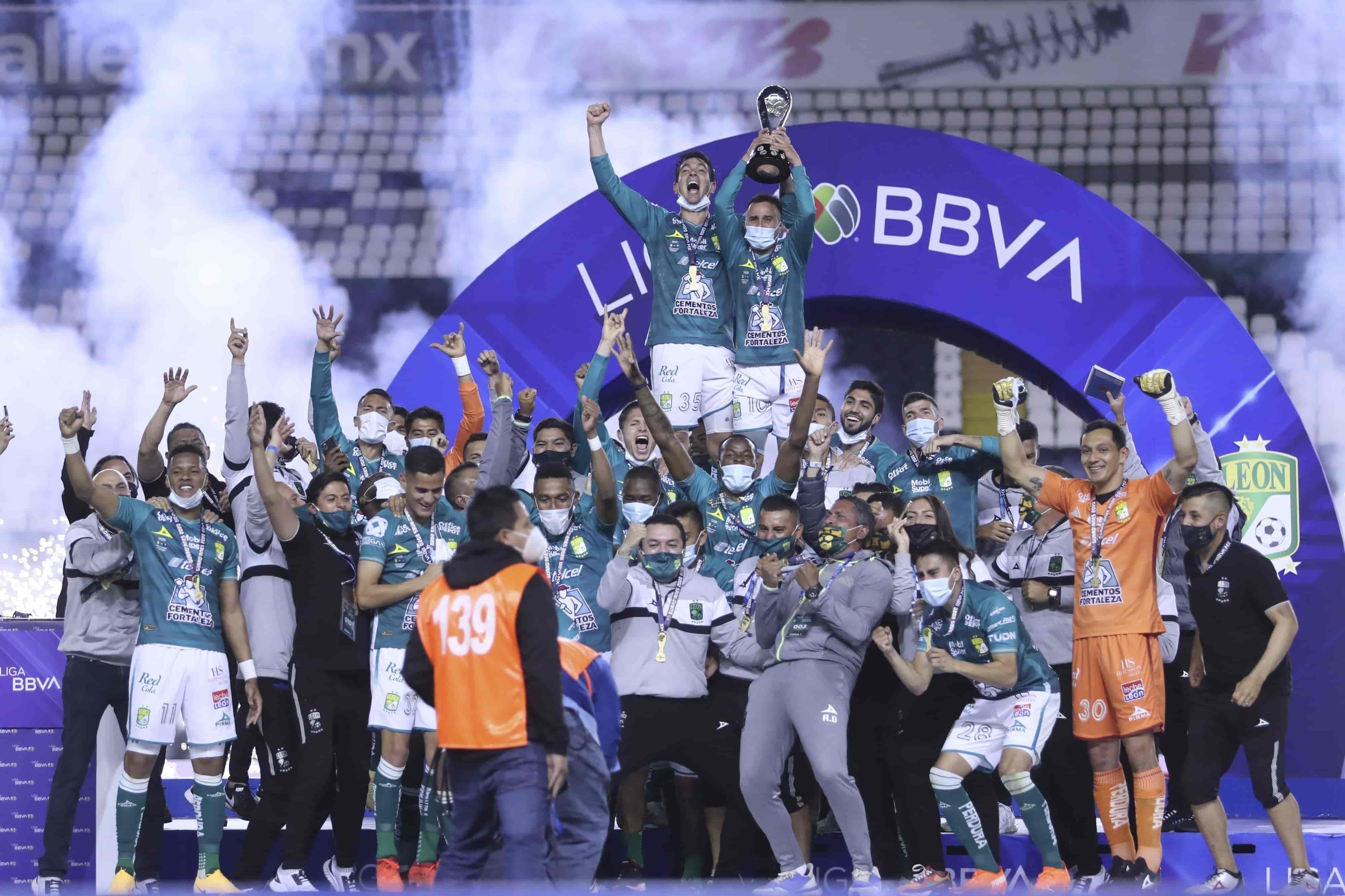 León 2-0 Pumas marcador final del partido