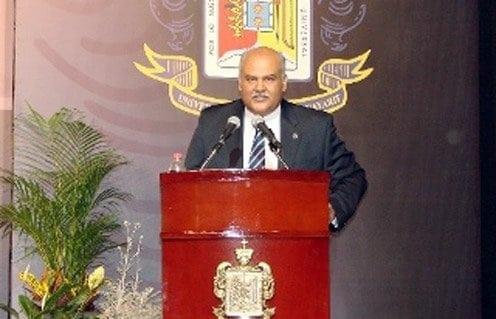 Decomisan seis fincas a ex rector