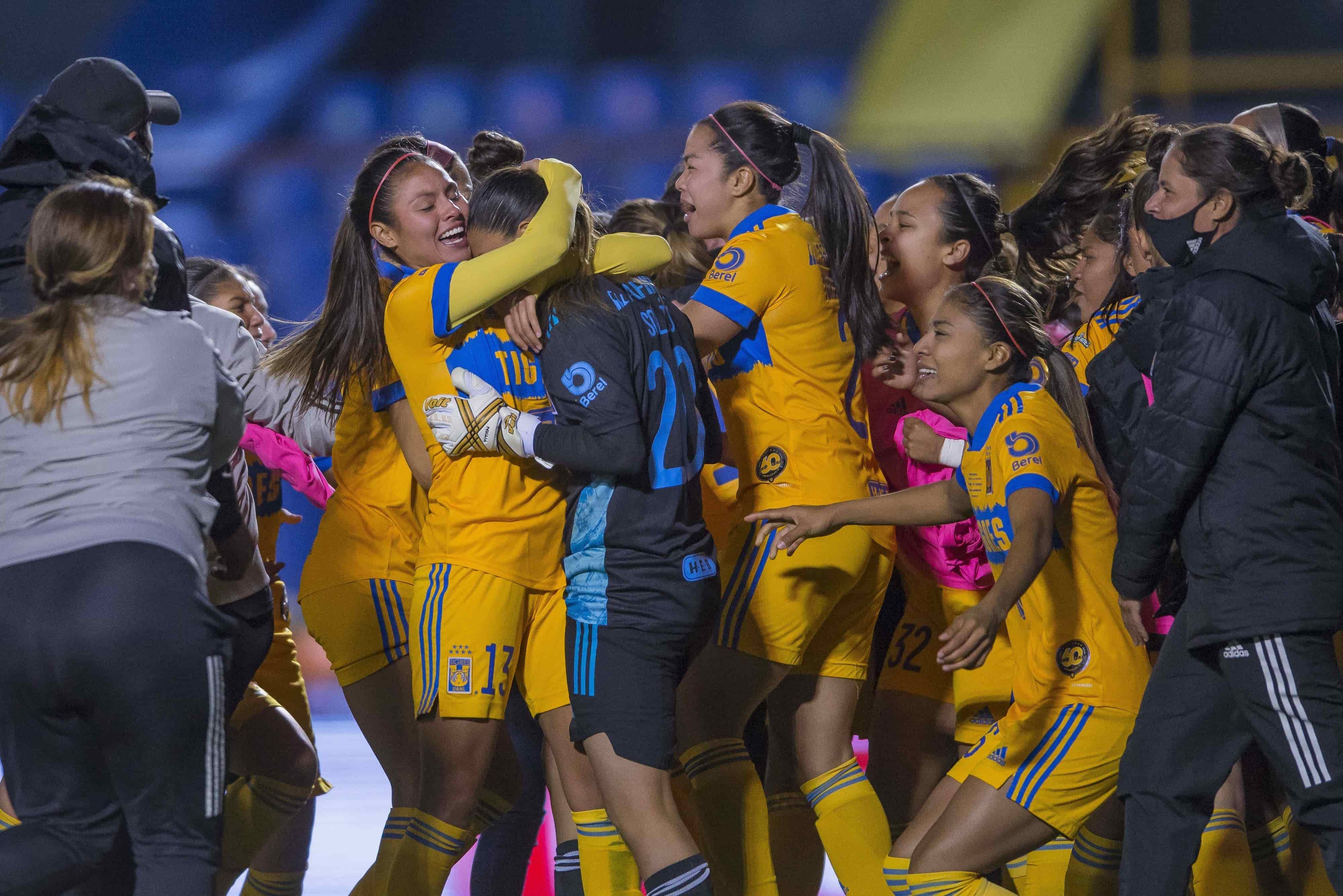 Tigres Femenil Campeonas del Guard1anes 2020