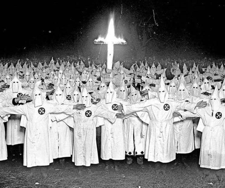 ¿Sabías que un 24 de diciembre se creó el Ku Klux Klan? ¿Sabías que un 24 de diciembre se creó el Ku Klux Klan?