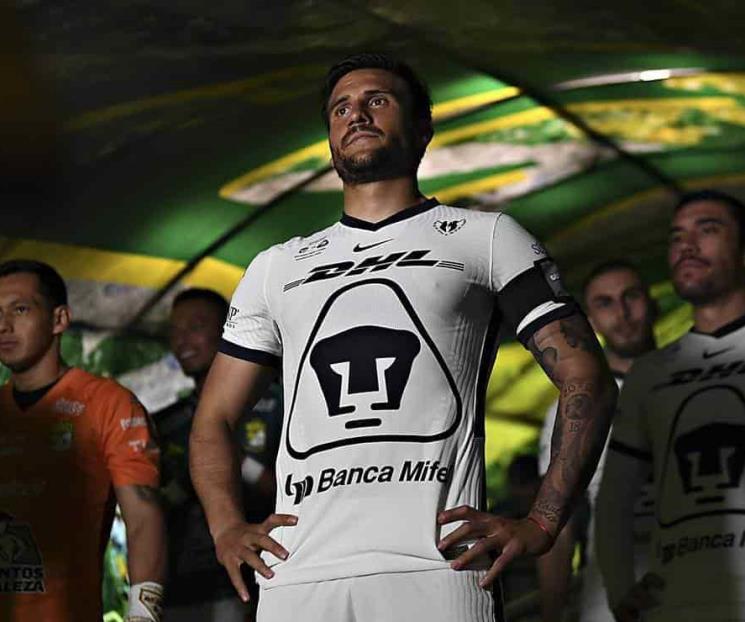 Pumas confirma otra baja; se va Andrés Iniestra Pumas confirma otra baja; se va Andrés Iniestra