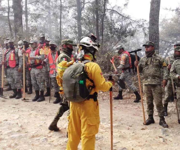 Bajo control incendio en Sierra de Santiago Bajo control incendio en Sierra de Santiago