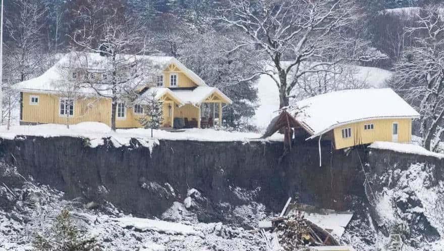 Sigue búsqueda de sobrevivientes tras deslave en Noruega Sigue búsqueda de sobrevivientes tras deslave en Noruega