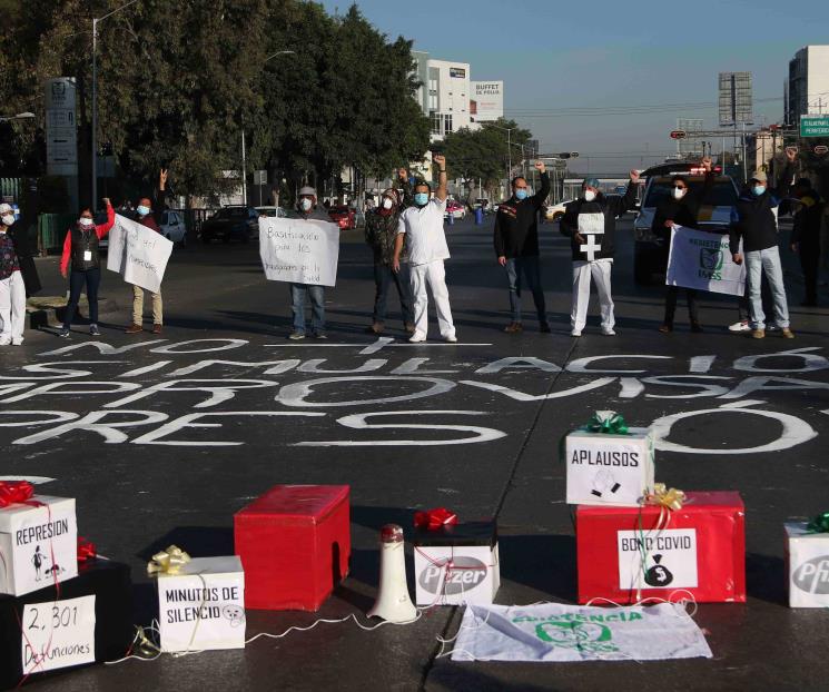 Protestan médicos del IMSS por las vacunas Covid Protestan médicos del IMSS por las vacunas Covid