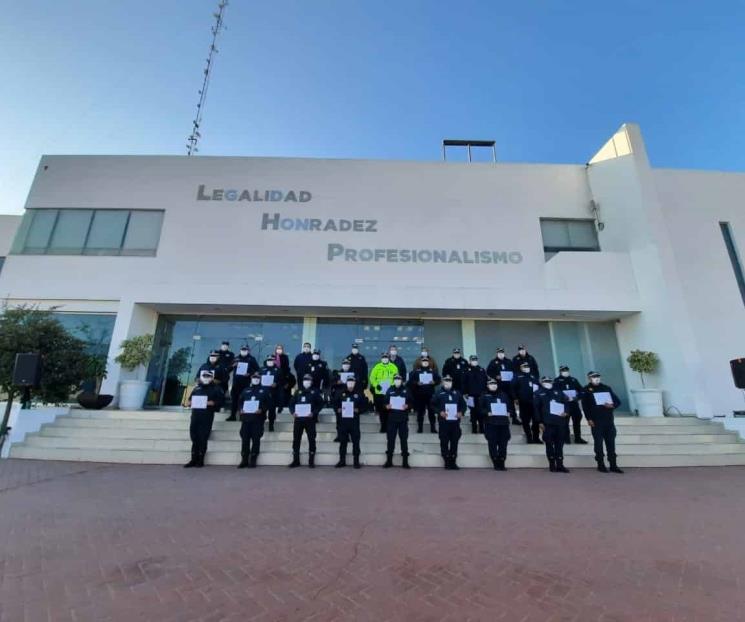 Reconocen a policías de Escobedo