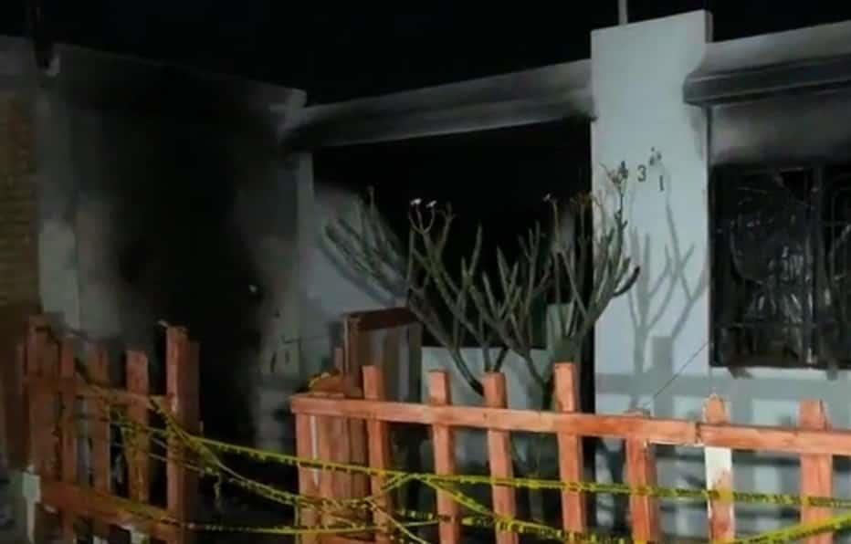 Se aloca e incendia su casa Se aloca e incendia su casa