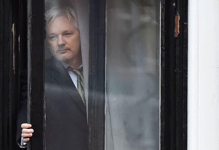 Tribunal británico rechaza la extradición de Assange a EU Tribunal británico rechaza la extradición de Assange a EU