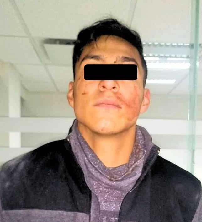Detienen a 2 jóvenes por robo Detienen a 2 jóvenes por robo