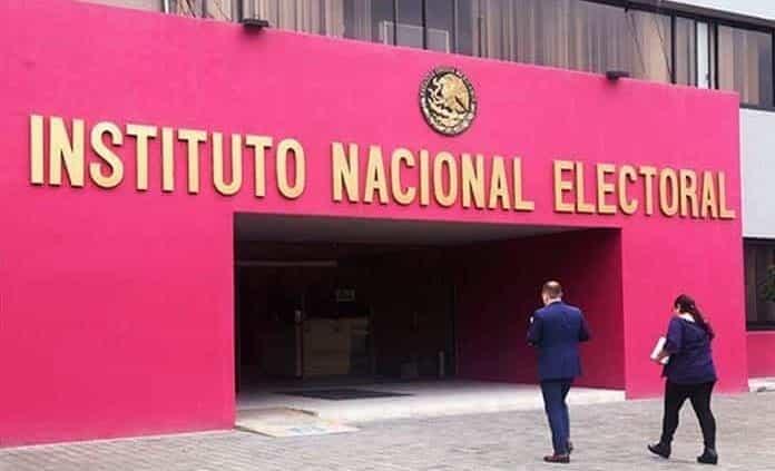 Renuncia funcionario del INE investigado por fiscalía Renuncia funcionario del INE investigado por fiscalía