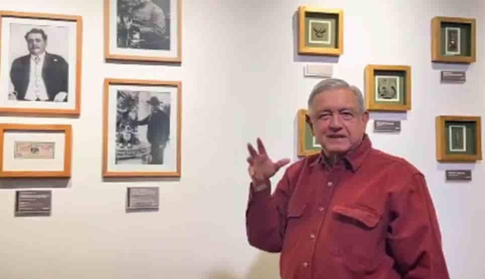AMLO muestra sala de Palacio dedicada a luchadores sociales AMLO muestra sala de Palacio dedicada a luchadores sociales
