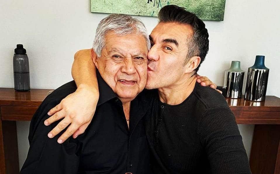 Fallece el papá del actor Adrián Uribe Fallece el papá del actor Adrián Uribe