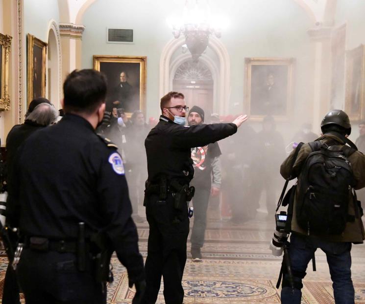 Partidarios de Trump irrumpen en el Congreso Partidarios de Trump irrumpen en el Congreso