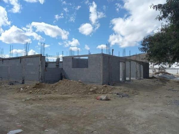 Avanzan obras de capillas municipales de García