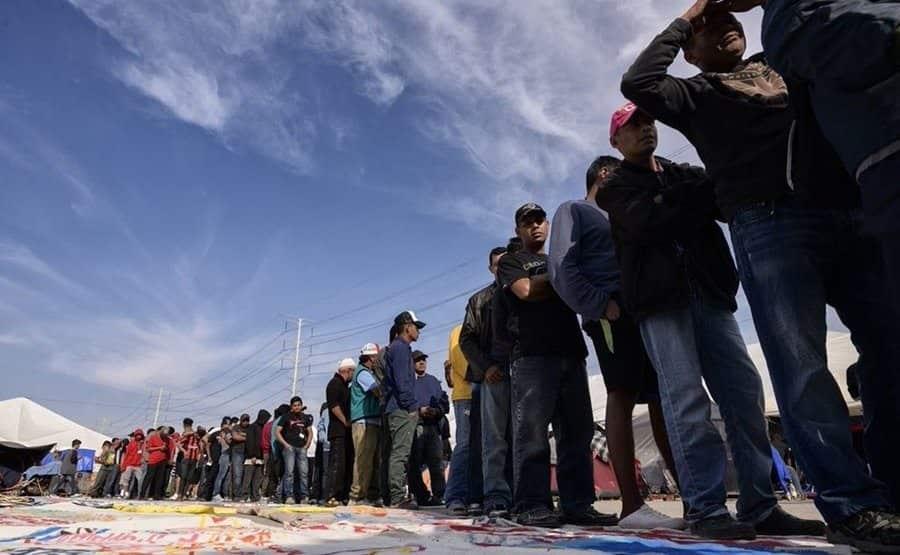 Acuerdan diseñar nuevo plan migratorio con EU
