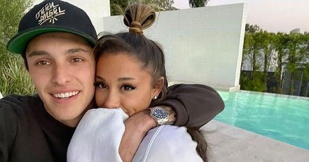 Amigos de Ariana dudan que su compromiso vaya a durar