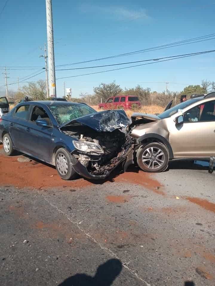 Tres personas lesionadas fue el saldo que dejó un choque frontal