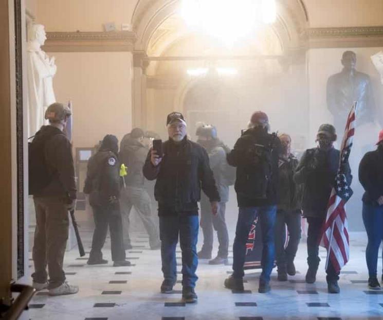 ¿Trump incitó a irrumpir en el Capitolio? ¿Trump incitó a irrumpir en el Capitolio?