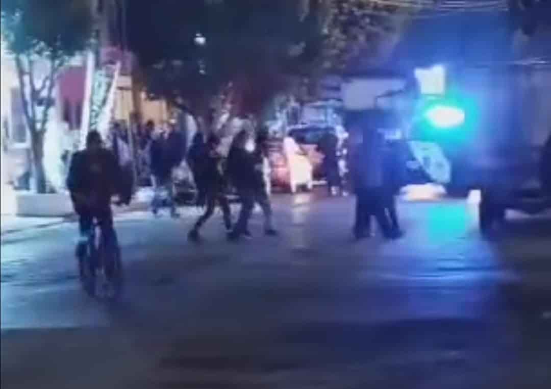 Cuando descendía de un vehículo un hombre fue acribillado a balazos