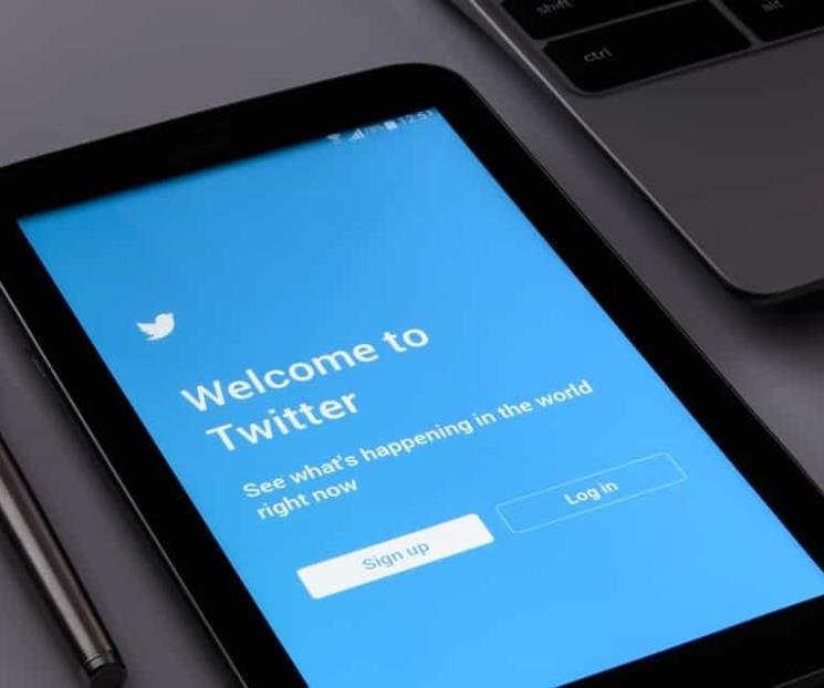 AMLO lamenta censura a cuenta de Twitter de Trump AMLO lamenta censura a cuenta de Twitter de Trump