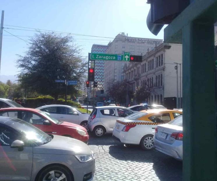 Bloquean Constitución exigiendo pagos pendientes Bloquean Constitución exigiendo pagos pendientes