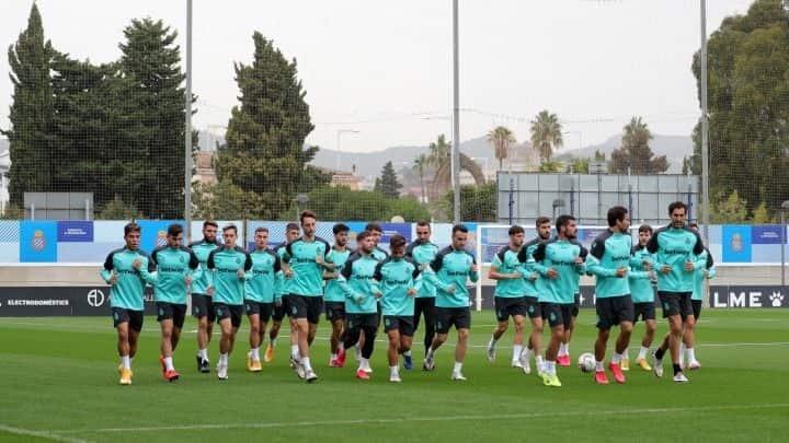 Entrenó esporádicamente positivo a COVID-19 con el Espanyol Entrenó esporádicamente positivo a COVID-19 con el Espanyol