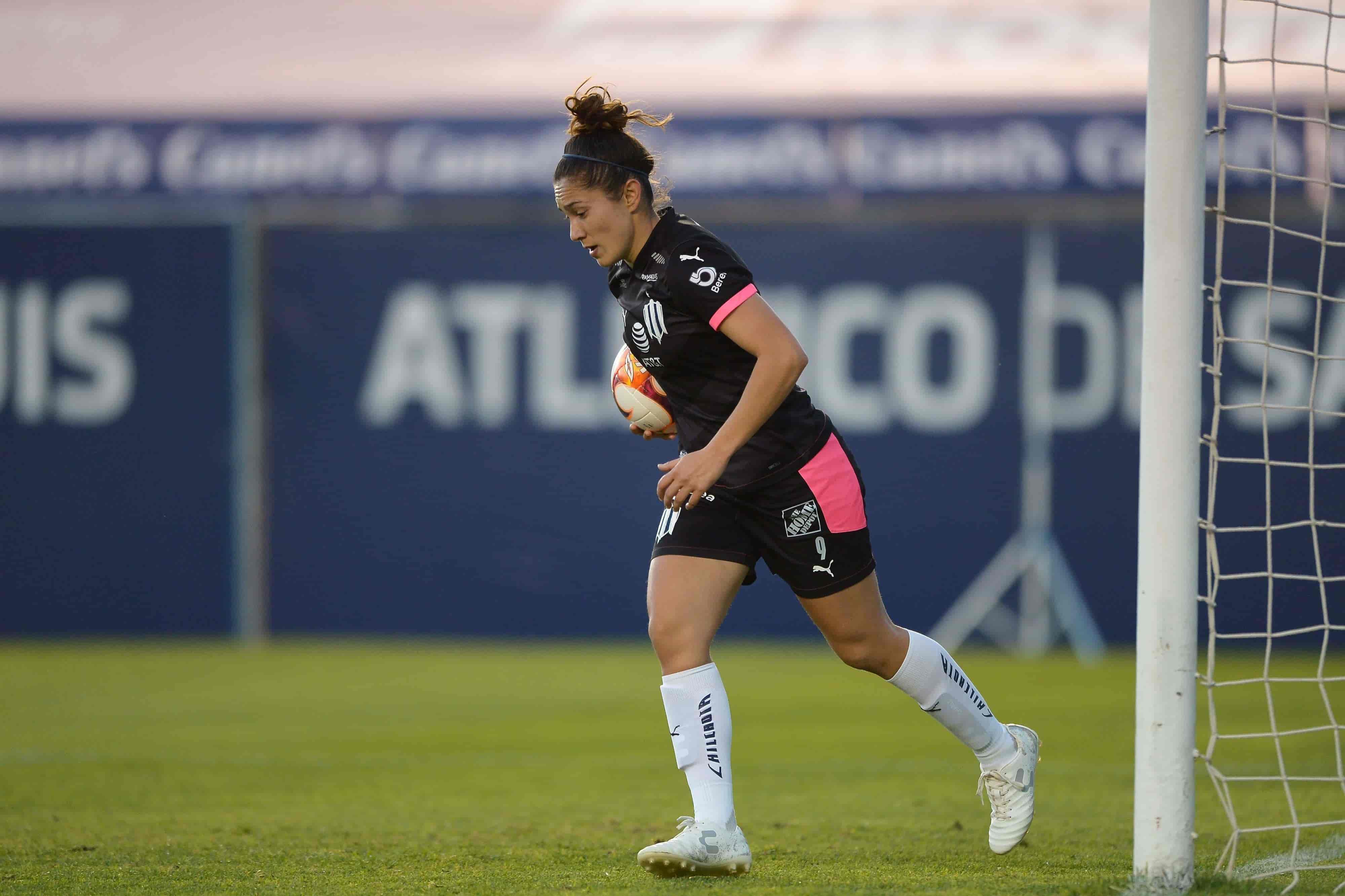 Golean Rayadas 5-0 a San Luis