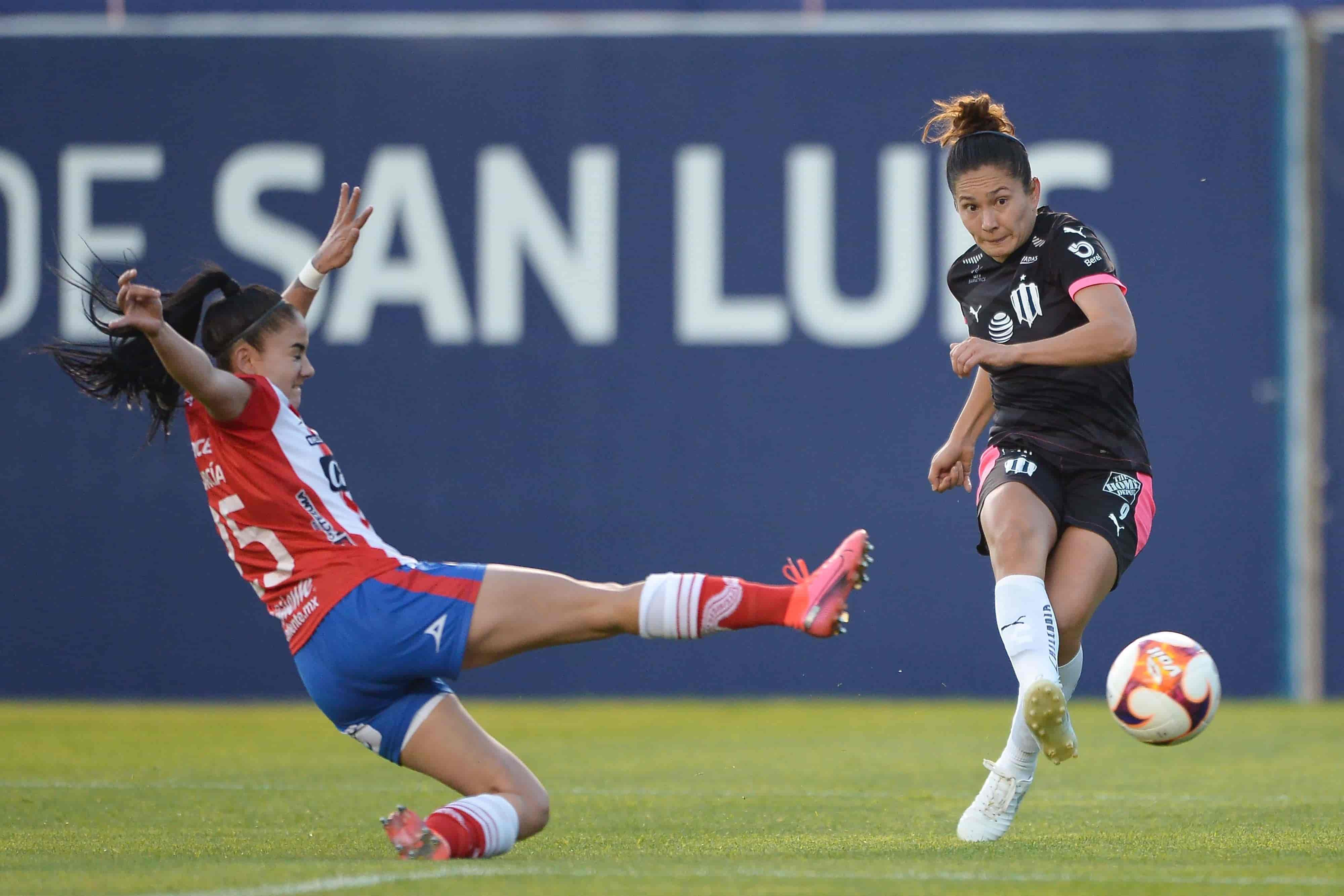 Golean Rayadas 5-0 a San Luis