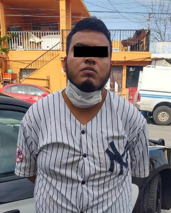 Asaltó con lujo de violencia a dos pasajeros de una ruta urbana