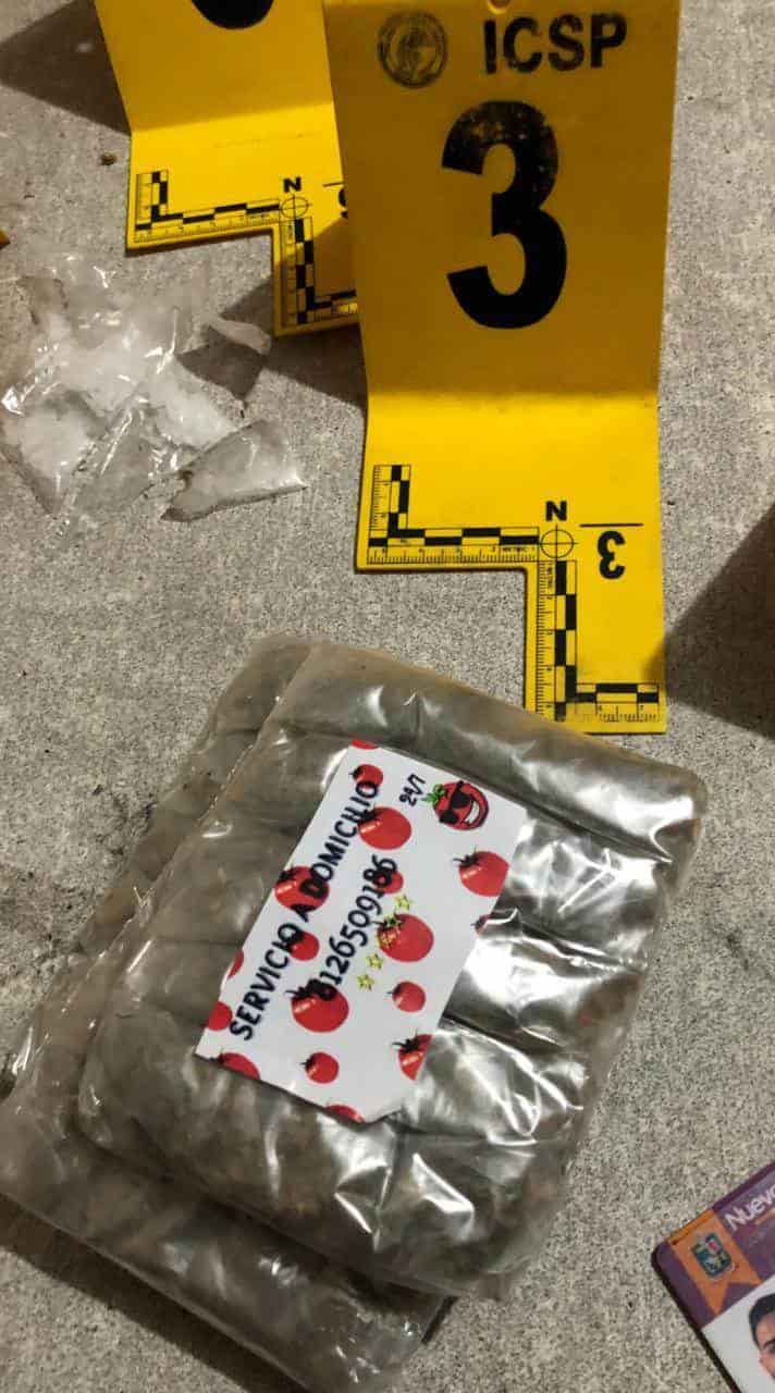Un saldo de tres detenidos, una tabla para torturas y algunos gramos de droga, fue lo que dejó un cateo