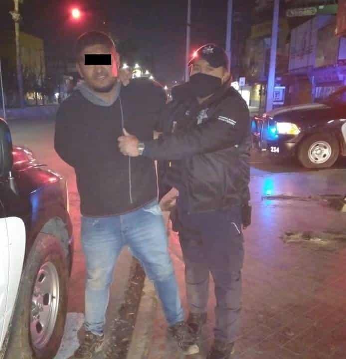 Arrestan a hombre por intento de robo en Centro de Monterrey Arrestan a hombre por intento de robo en Centro de Monterrey
