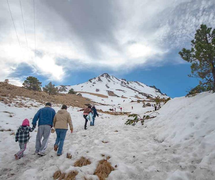 Por semáforo rojo cierran Izta-Popo y Nevado de Toluca