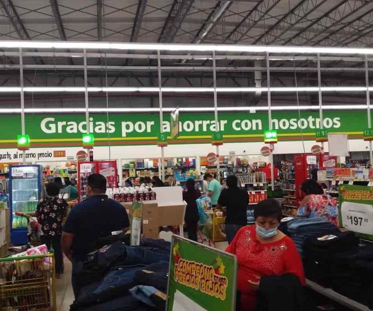 Miles de regios se volcaron a tiendas departamentales