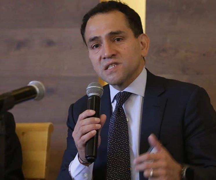 México no puede endeudarse como EU: Arturo Herrera