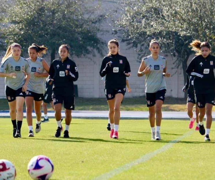 Felinas entrenaron luego del traspié con Atlas