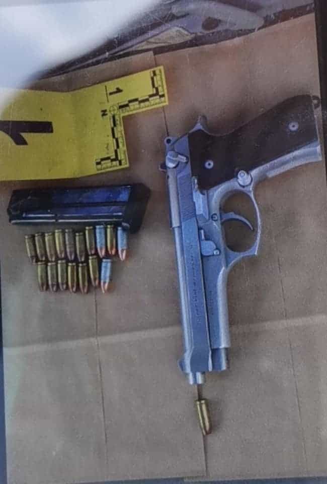 Dos narcotraficantes fueron detenidos en una persecución policiaca