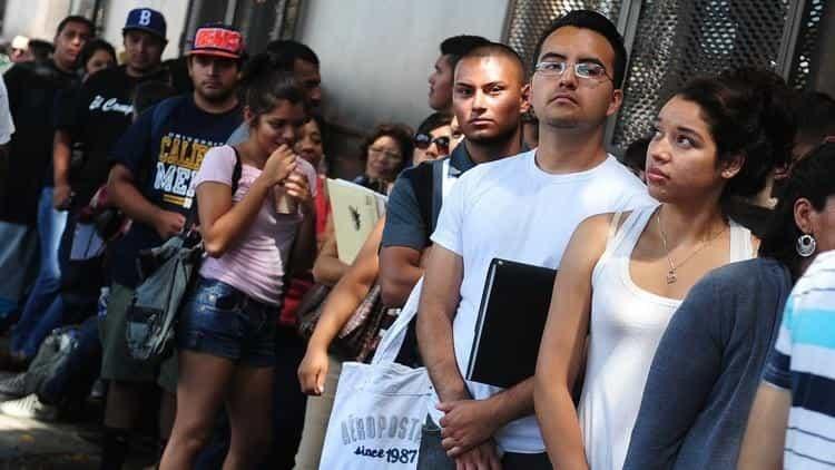 Vía a ciudadanía con 8 años de residencia en plan migratorio