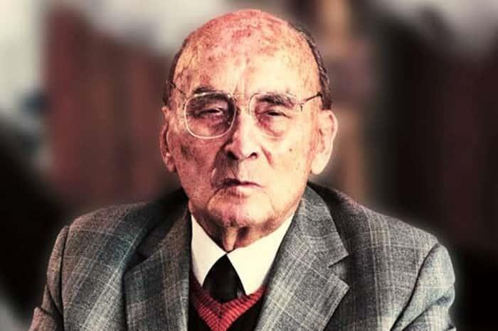 Cumple Luis Echeverría 99 años