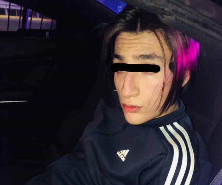 Detienen a joven en persecución; portaba un arma de fuego