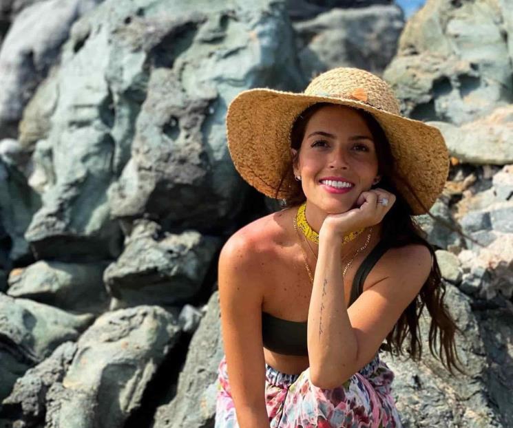 Claudia Álvarez anuncia que se retira del medio artístico