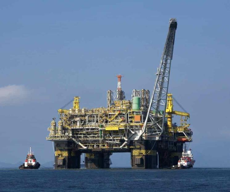 SpaceX compra dos plataformas petrolíferas