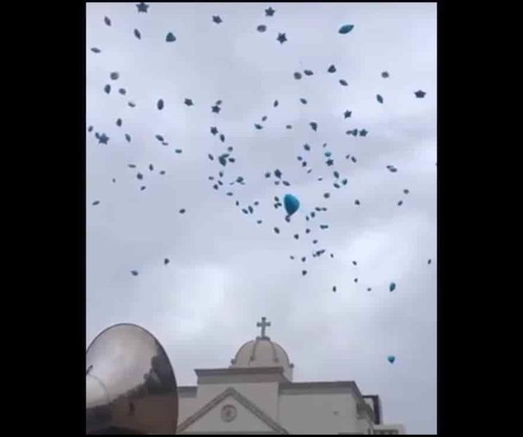 Entierran con música de banda a hijo de El Azul