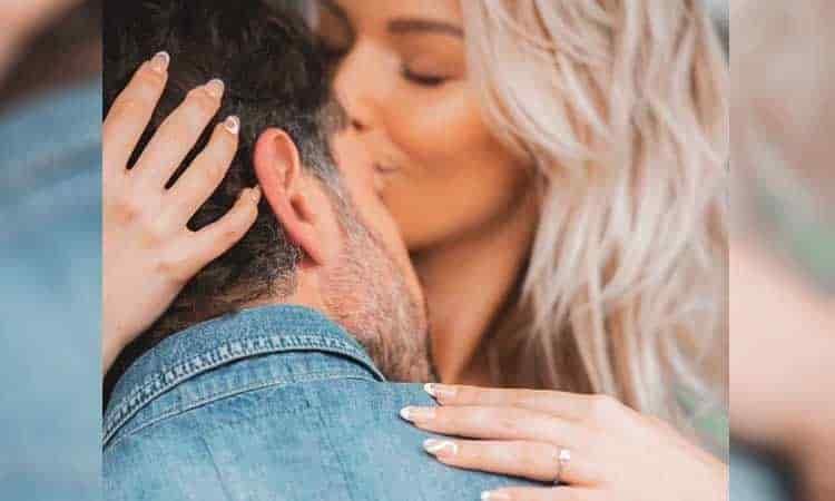 Irina Baeva y Gabriel Soto se comprometen