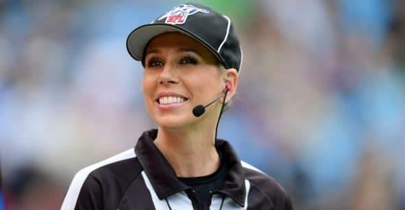 Thomas, primera mujer en oficializar un Super Bowl