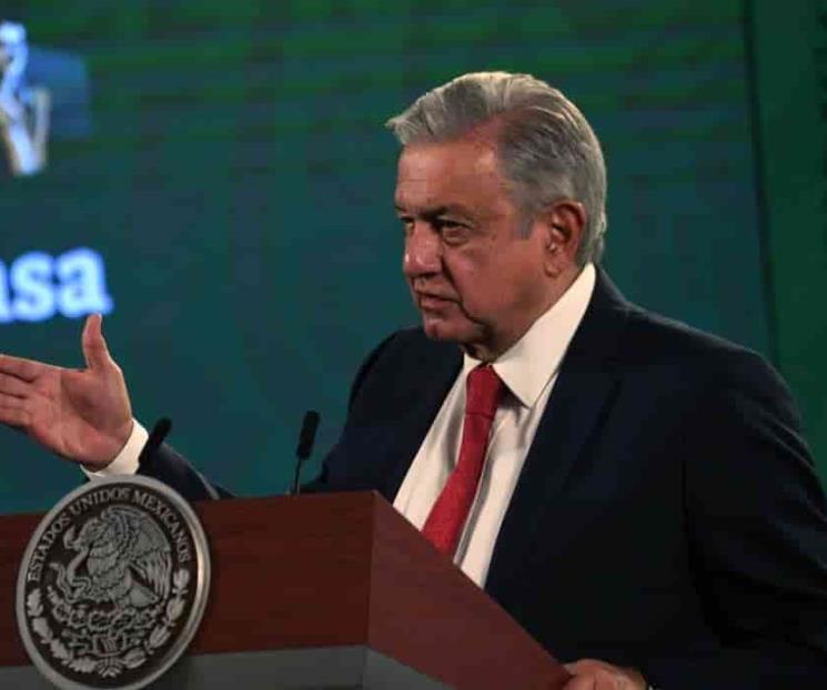 Continúa abierta investigación sobre Ayotzinapa: AMLO