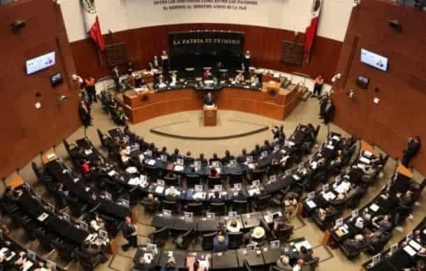 Senadores buscan modificar reglamento para votar a distancia