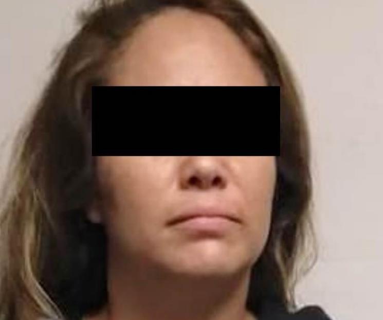 Detienen a mujer tras cateo