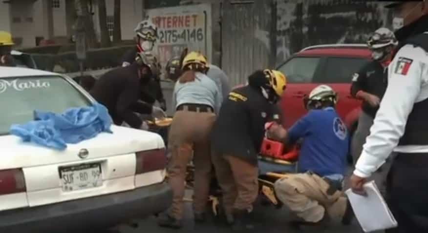 Terminaron con lesiones de consideración, al estrellarse el vehículo en que viajaban