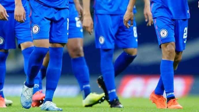 ¿Por qué refuerzos de Cruz Azul no pueden jugar todavía?