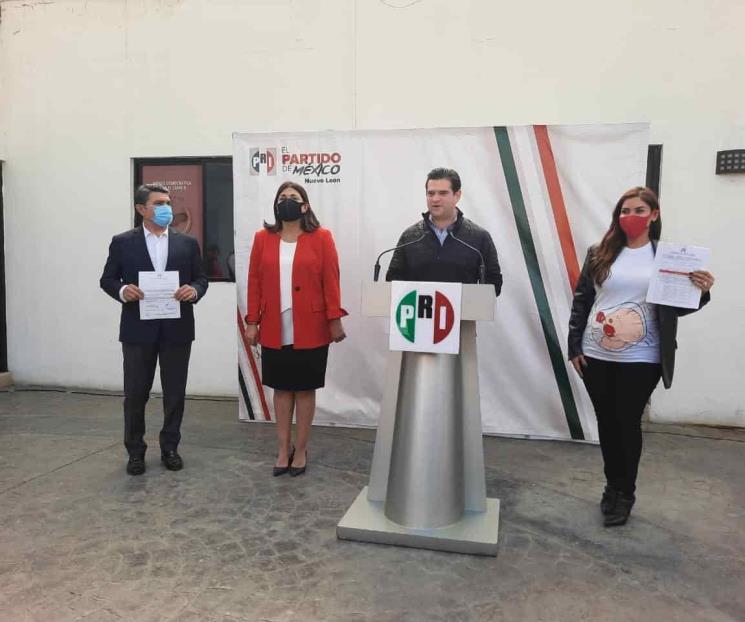 Marcela Guerra y Karina Barrón van por diputaciones