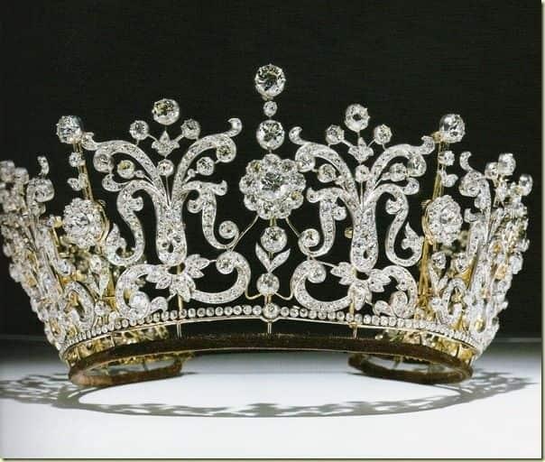 Estas son las joyas más valiosas de la monarquía británica